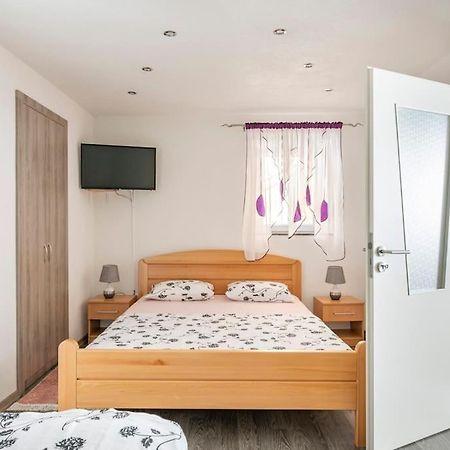 Studio Apartment Grgic Sibenik Ngoại thất bức ảnh
