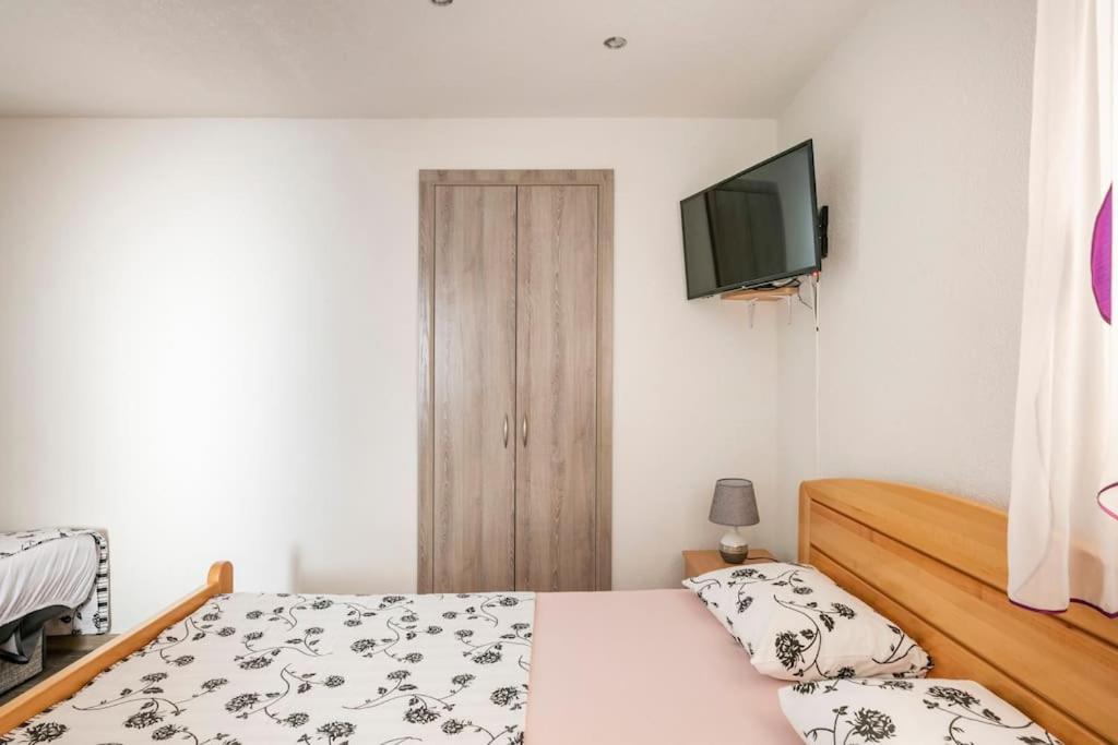 Studio Apartment Grgic Sibenik Ngoại thất bức ảnh