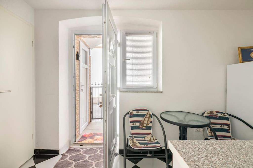 Studio Apartment Grgic Sibenik Ngoại thất bức ảnh