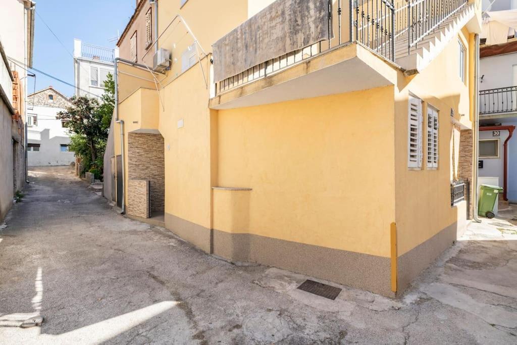 Studio Apartment Grgic Sibenik Ngoại thất bức ảnh